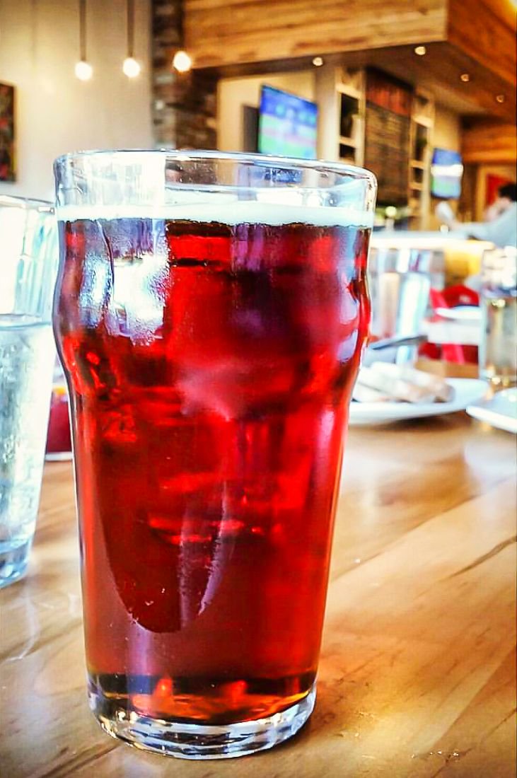 RADUNO_LR's tweet photo. 🍺🍺It's a BEAUTIFUL #TapThatThursday🍺🍺 Come grab $3 @Bellsbrewery Lager of the Lakes, @Coreofarkansas Heisenberg Hefeweizen, &amp; @COOPaleworks Alpha Hive Double IPA. We have beer to get you through the rest of the week. Cheers! #CraftBeer #ARcraftbeer https://t.co/SelU1V1umC