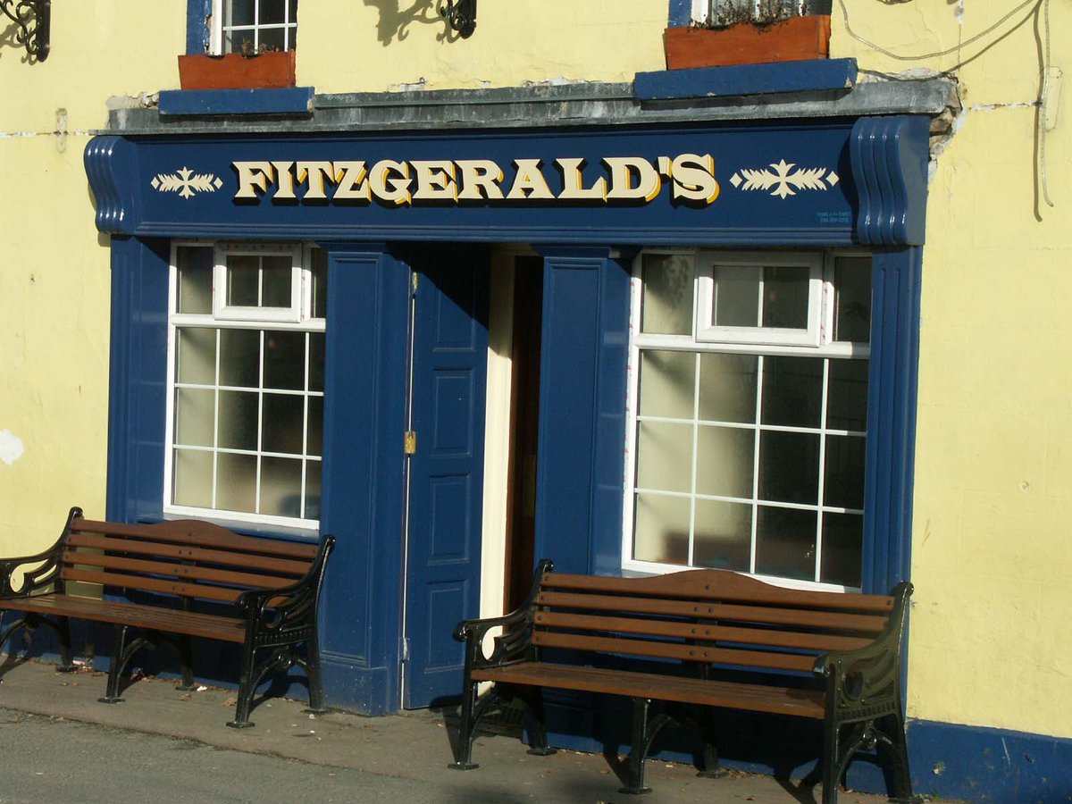 Macreddin's tweet photo. @Travelzoo @GoToIrelandUS A7: Visit the picturesque Irish Village of Avoca in County Wicklow where the television series Ballykissangel was filmed @Travelzoo @GoToIrelandUS @visitwicklow #LoveIreland #MyWicklow https://t.co/xqgG9lXwAc