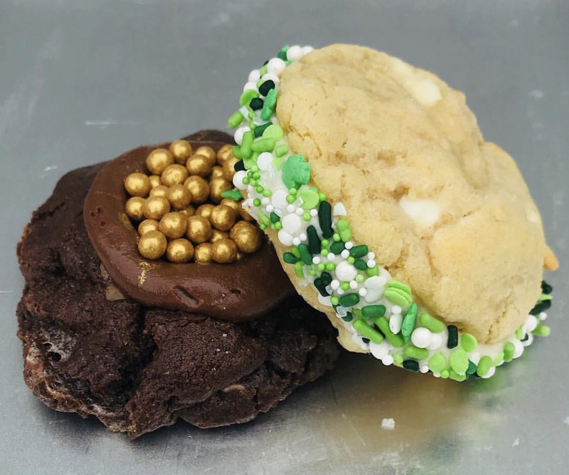 fix_cookie's tweet image. Need a dessert for St. Patrick’s Day? Come get these cookies today! 💚🍪 #CookieFix #cookies #St.Patrick’sDay #TODAYONLY