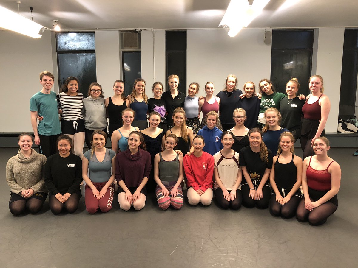 UoSBallet's tweet image. PURE DANCE IS SOLD OUT! We’ll be practicing one last time at tonight’s tech run, but everyone is SO excited to perform in Pure Dance on Friday and Saturday! The dances are looking incredible 😍 #puredance2019 #notlong #fridayfeeling  @ University of Southampton
