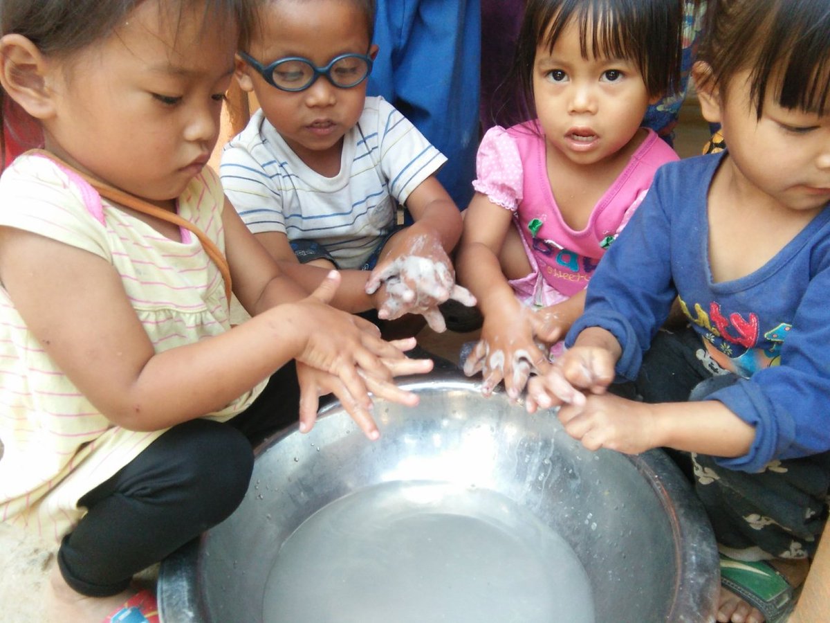 POSHANmamit's tweet photo. Anganwadi children under Reiek Project Mamit District Mizoram learn to keep theih hands clean #SwasthaBharat #PoshanPakhwada #poshanmizoram #ministrywcd https://t.co/rotxRIMxmg