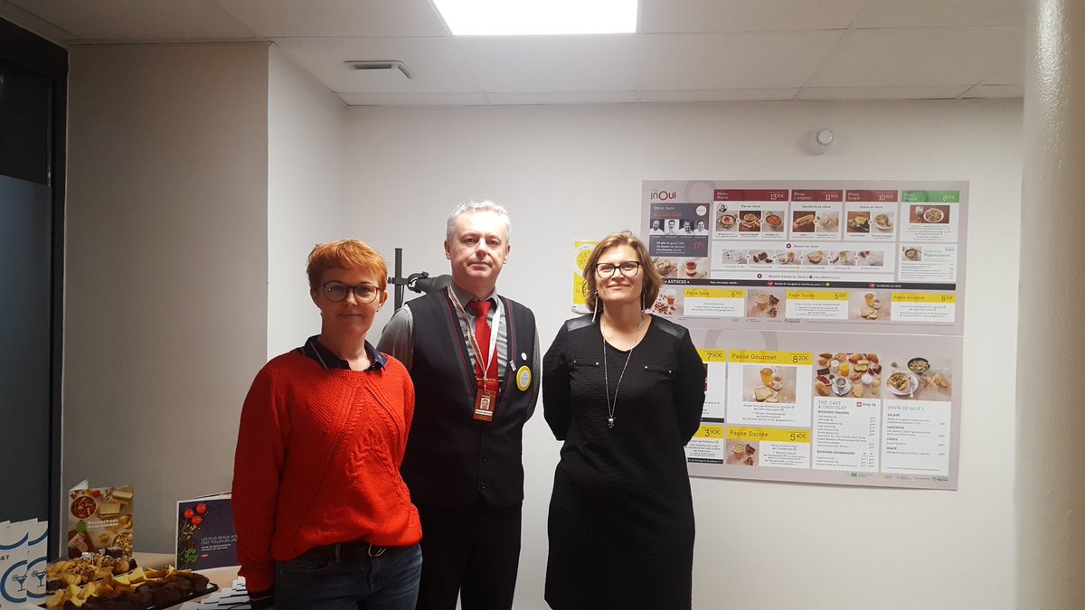 AEGD11's tweet photo. Merci à la talentueuse équipe CRM pour la tenue du Forum Services&amp;Co à Rennes aujourd'hui. Tous les agents et managers de la relation client TGV (vente, escale, bord, site assistance) ont apprécié la richesse des échanges. Grand Merci. 👍👏#TGVINOUI
#TEAMTGVOUEST @ChristelPujol https://t.co/r6uH2GYCMF