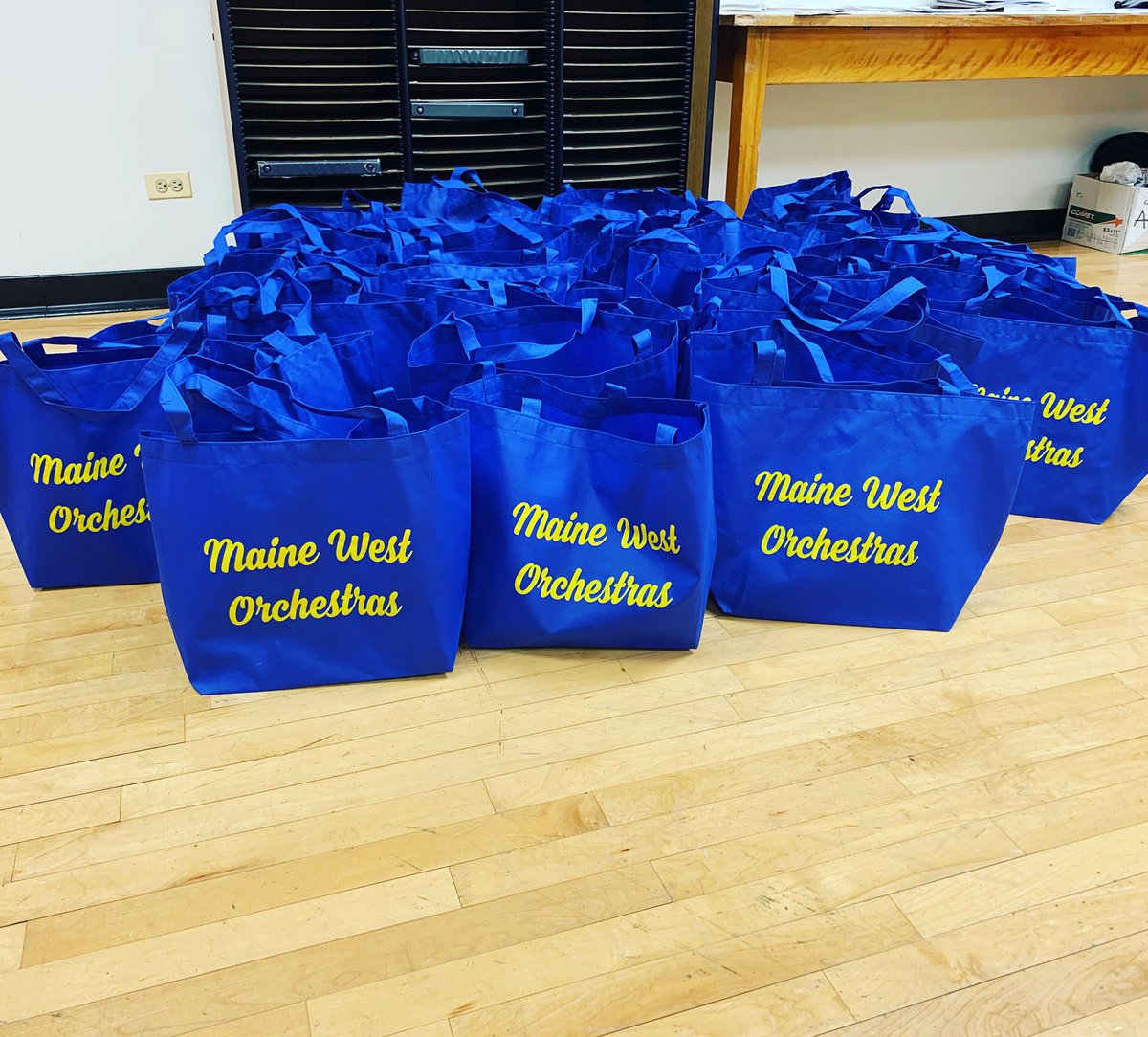 Orchestra swag bags ready to go to Cleveland tomorrow! Make sure to follow our adventures! <a href="/Maine_West/">Maine West</a> <a href="/MWFineArts/">Maine West Fine Arts</a> #creativeminds