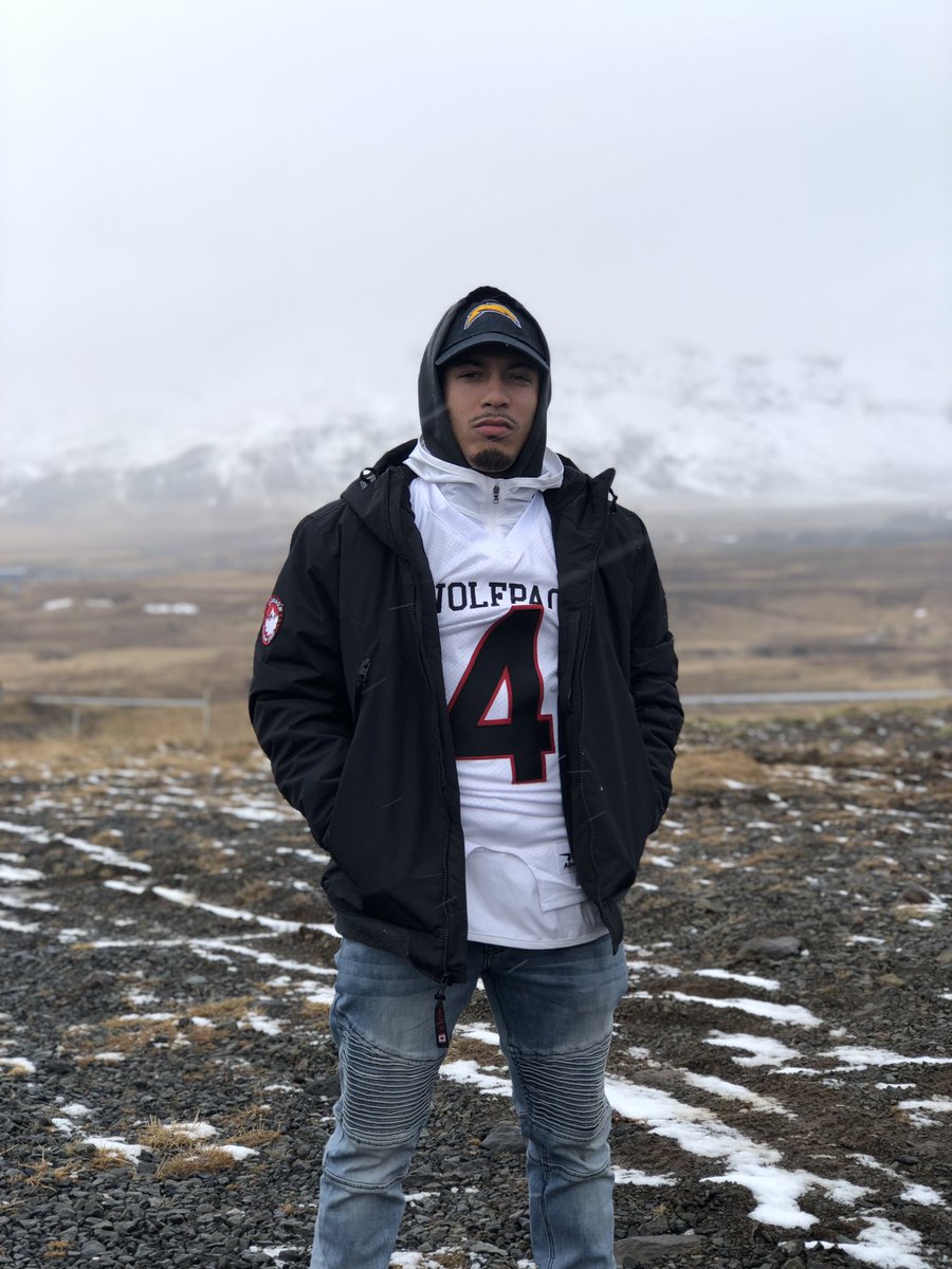 XxScoobyyxX's tweet photo. Family 🇮🇸🥶 https://t.co/qIyIHnhQj9