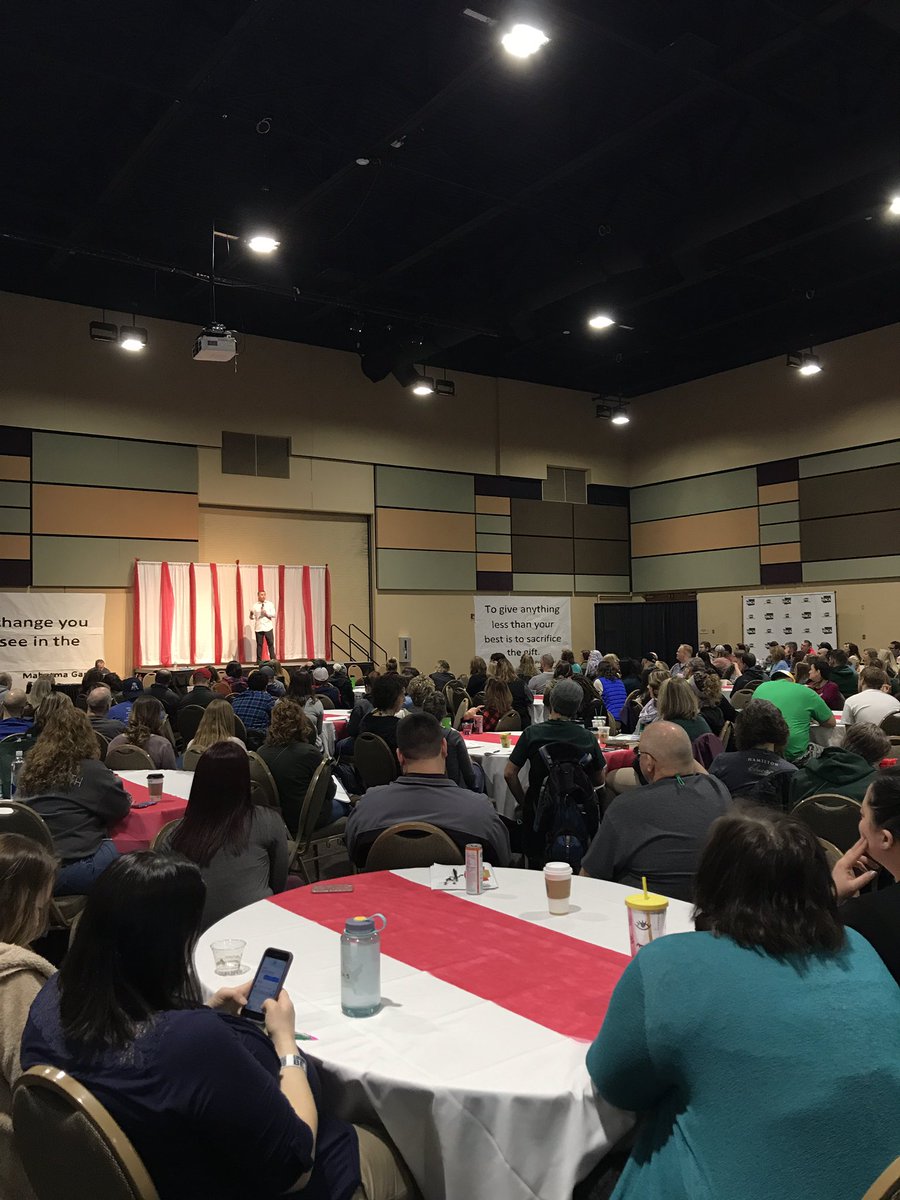icanhelp's tweet photo. Show me your friends...I’ll show you, your FUTURE! #waca19 #mattballac https://t.co/1kfczNOvPn