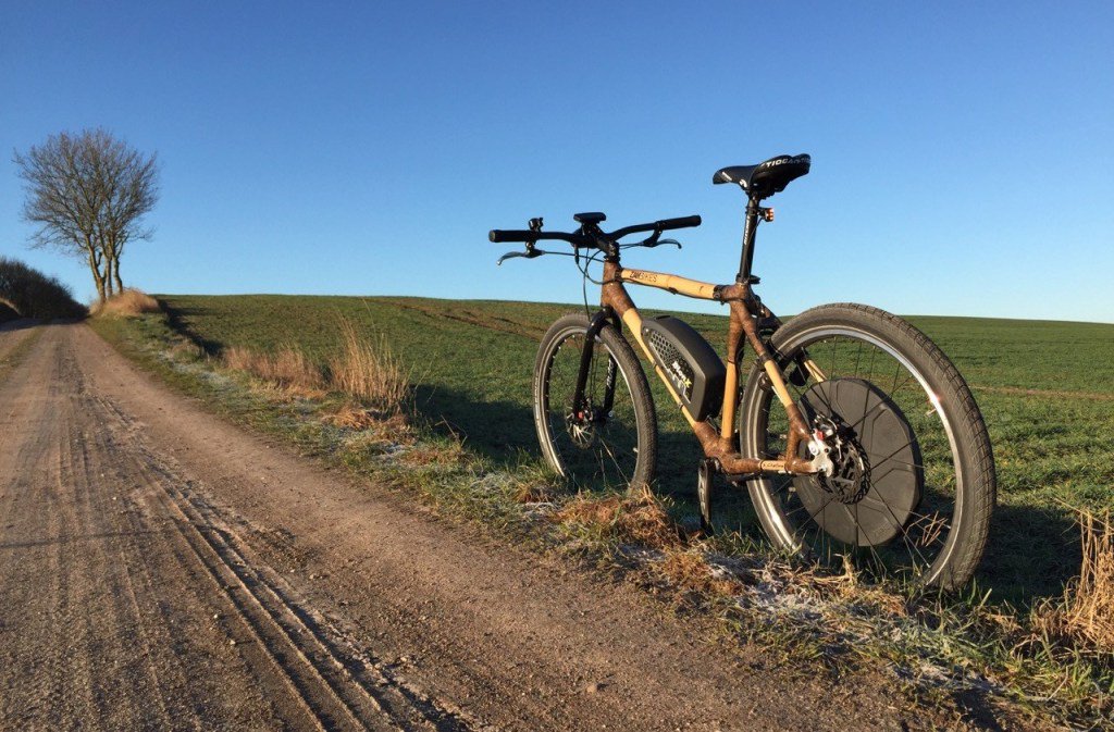 psave's tweet image. Buy An Electric Car And Save The Planet! Not So Fast, Consider The Alternatives First planetsave.com/2019/03/14/buy…