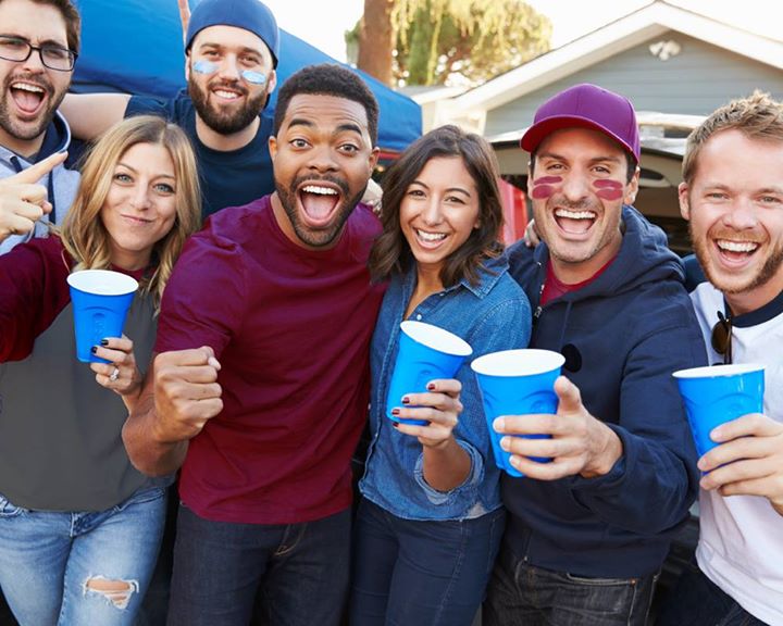 ManorWilson's tweet photo. WINE CLUB MEMBERS-
GRAB YOUR GEAR, IT'S GAME TIME!
April 18th Come sporting your favorite baseball jersey while enjoying ball park foods &amp; drinks! 25% OFF ALL WINE &amp; MERCHANDISE
Members Complimentary (limit 2 - Guests $20)
Call 951-252-8523 To Reserve!
#gametime #baseballfans https://t.co/ATeg9Jt8rp