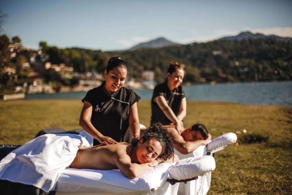 ¿Ya sabes qué harás este fin de semana? Si quieres probar algo nuevo y diferente, no te pierdas nuestras recomendaciones. #Weekends hotbook.com.mx/recomendacione…