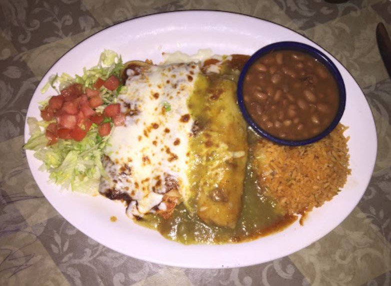 ElPasoCafe's tweet photo. The only time I wish "Take a picture and it'll last longer" was true...
.
.
.
#ElPasoCafe #Arlington #VAeats #TexMex #ArlingtonVA #MexicanFood #ArlingtonEats https://t.co/j9JvVybjNe