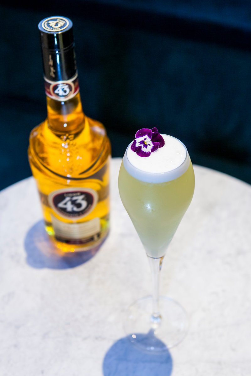 Licor43UK's tweet photo. The Babelbushka served up by the team at the Babel House. This absolute beauty is a concoction of:

@MartinMillersCo 
@Licor43UK 
Fresh Apple Juice
Fresh Lemon Juice
Egg-white
Champagne Top

#cocktailoftheday https://t.co/orR1dAVufy
