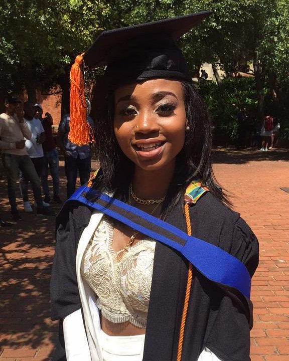 AparaGown's tweet photo. Congratulations to the graduates that graduated today. Thank you for choosing #aparagown #visioniskey #educationforeverychild #makeeducationfashionable https://t.co/ILXBUi2Fkw