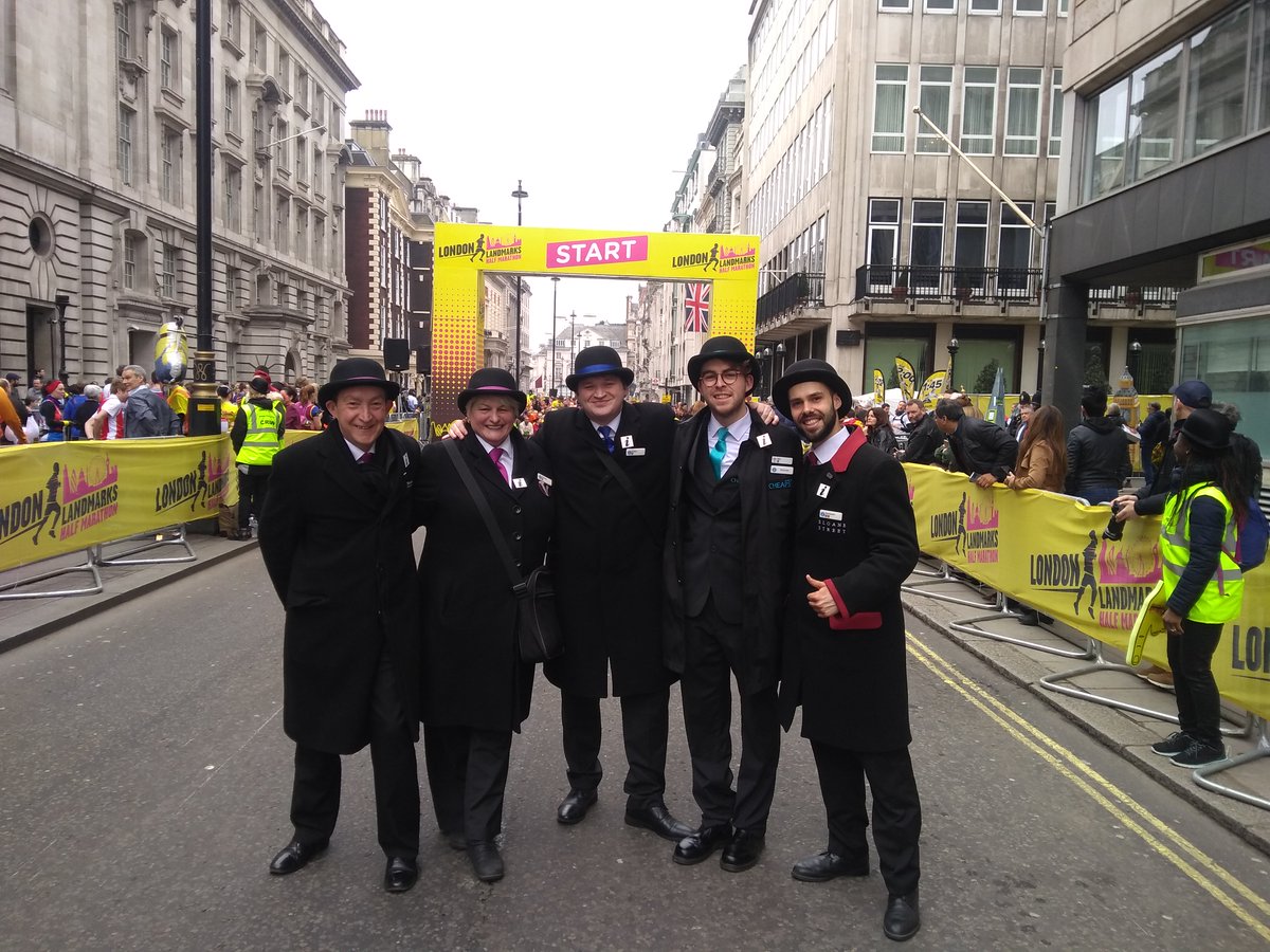 10 DAYS TO GO until <a href="/LLHalf/">London Landmarks Half Marathon</a>, we are looking for volunteers! 

For more information, and sign up here: bit.ly/2W2unY5

#LLHM #LondonLandmarks #volunteer #volunteering #volunteers