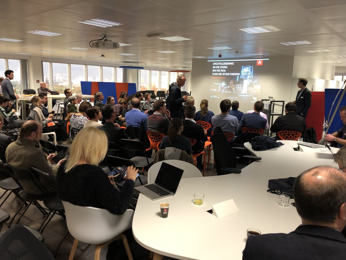 DgplsAntwerpen's tweet photo. Full house voor de meetup over digitalisering van de zorg en de rol van de stad hierin! #behealth #digantcafe https://t.co/MtST9g8OnI