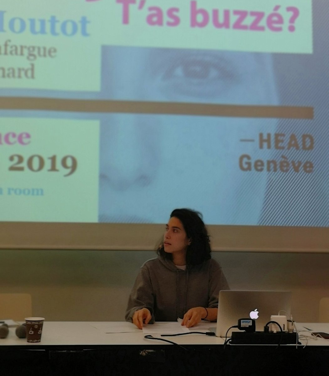 trabix's tweet photo. Conférence sur le buzz avec @ncourtine du cours #HEGbdc La HEAD reçoit la journaliste Dora Moutot. La salle est pleine - intérêt des étudiants en design... On y parle aussi de la censure sur Instagram https://t.co/DxhznfDT4v
