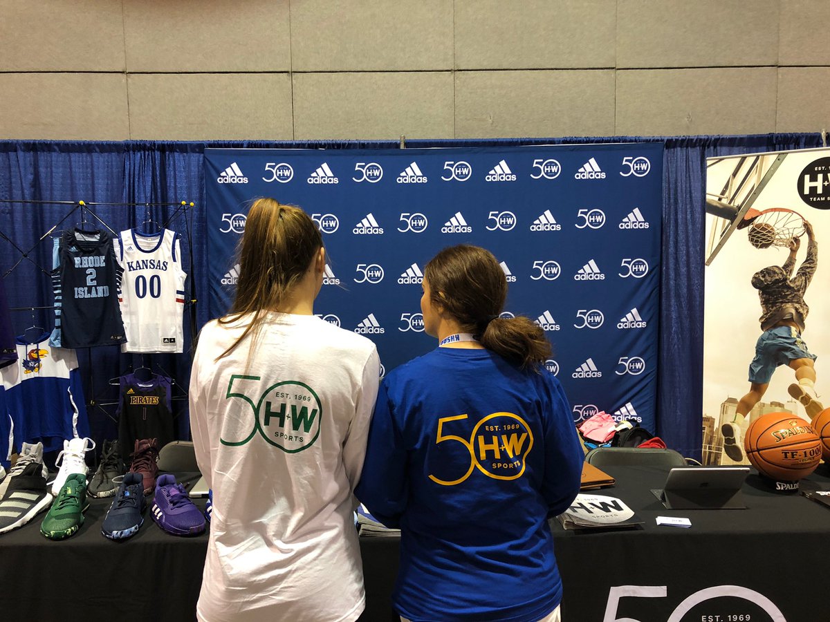 HandWSports's tweet photo. Congrats to 2 of our H&amp;W teams on making it to the KHSAA Girls State basketball tournament! Bethlehem and Owensboro Catholic both represented their schools well! #hw50 #adidas #3StripeLife https://t.co/Il1PV5br9Z