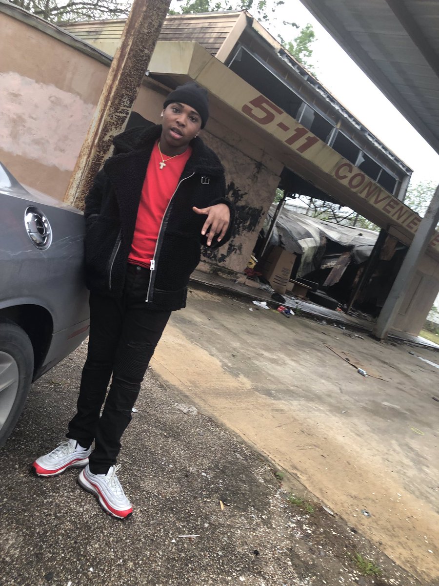 JoeBundey's tweet image. Insta saw it first #fwit 🤺🐇