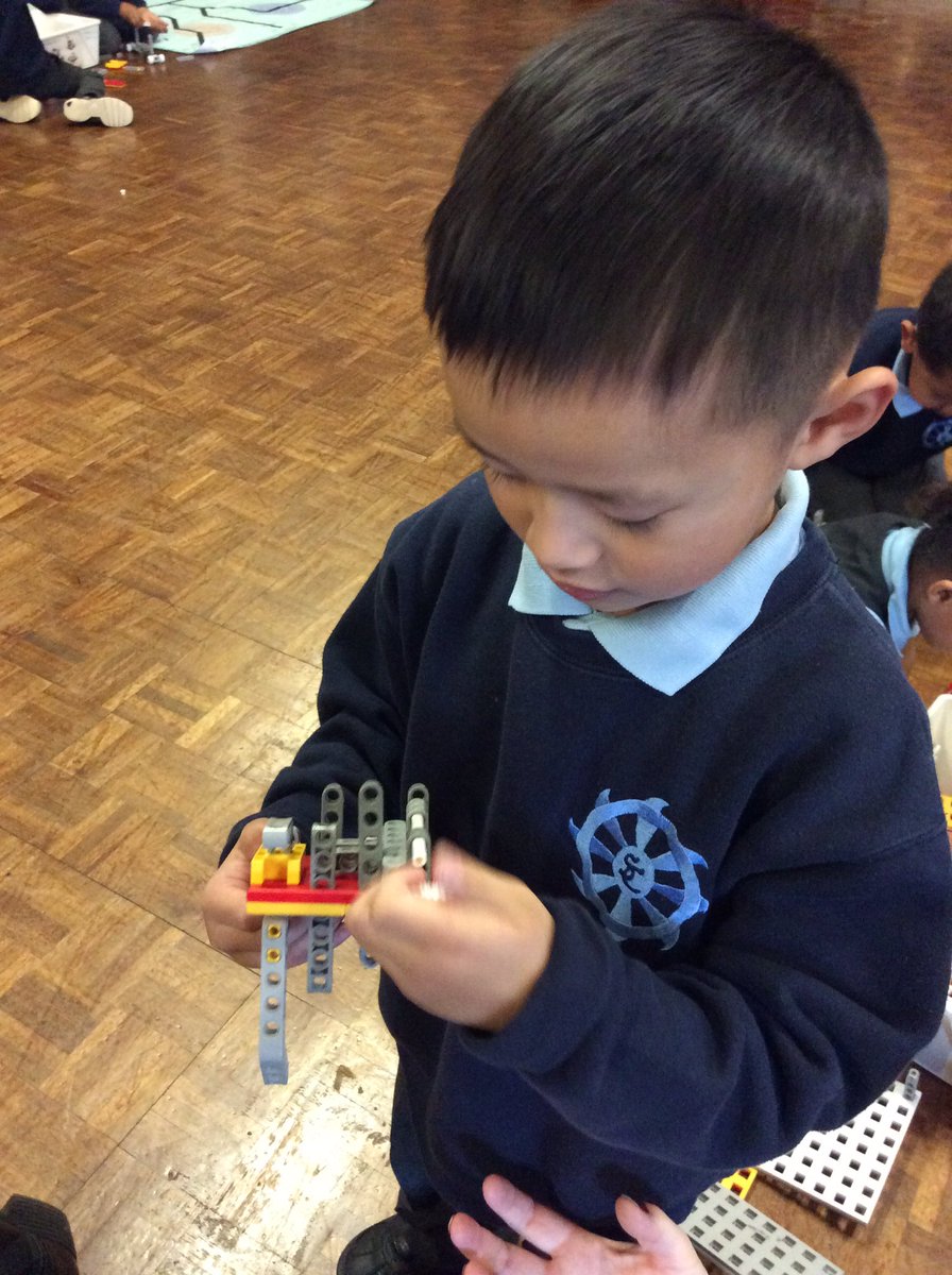 STC_6RR's tweet photo. We loved being engineers today #stcstem #BSW19 https://t.co/gakQyDWGVS