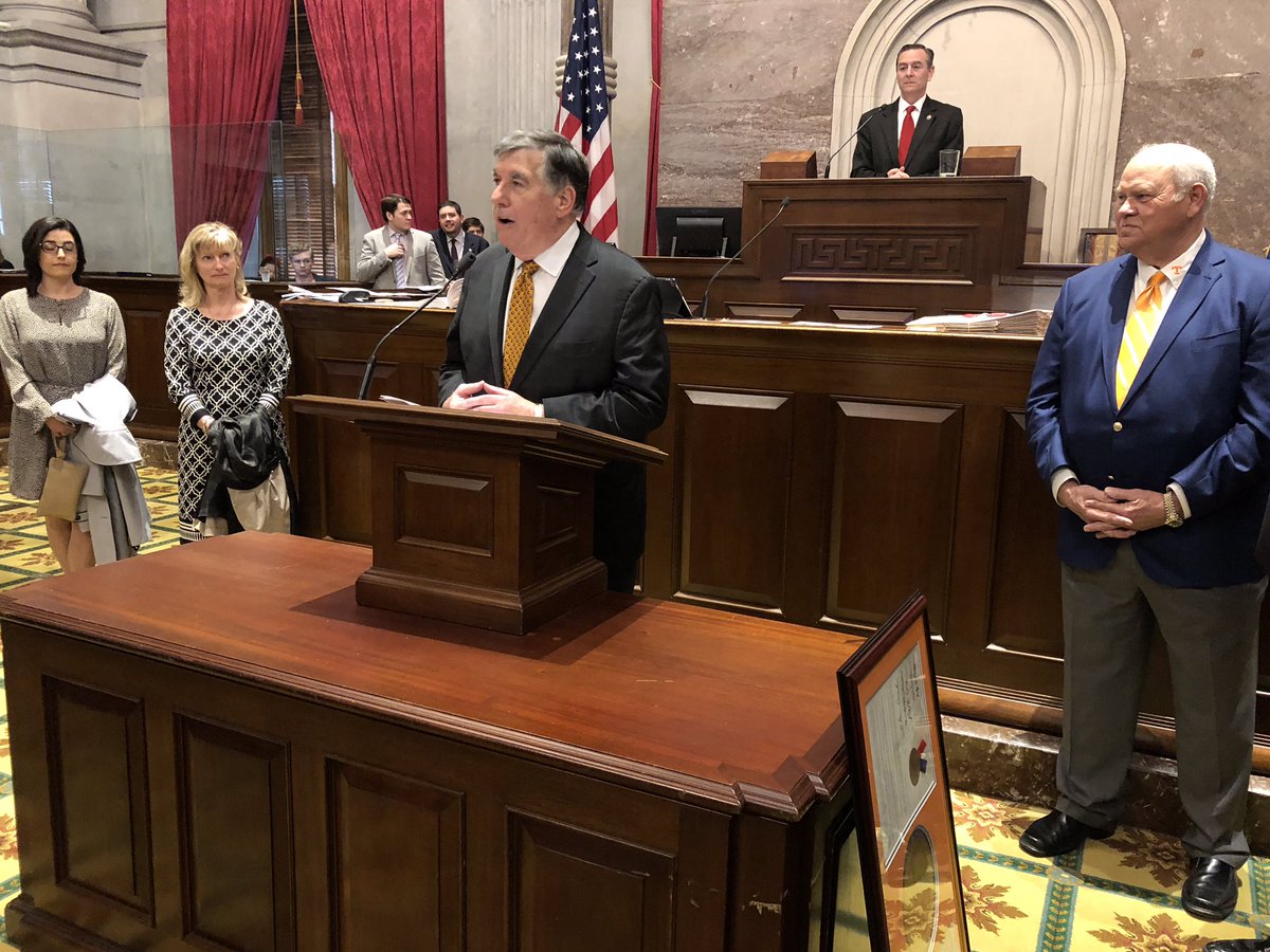 VolNetwork's tweet photo. Congratulations to our very own Bob Kesling on his recognition of 20 years as Voice of the Vols at the state capitol today! https://t.co/aXroucFeVx