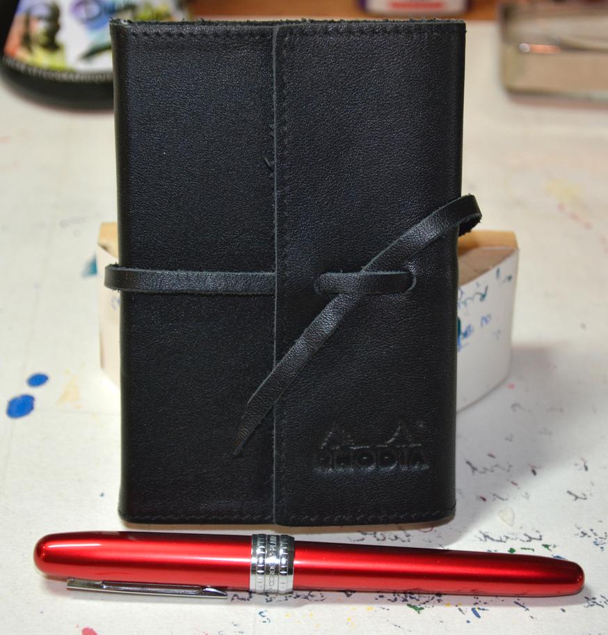 Time for a #giveaway! Gorgeous, leather-covered #Rhoda notebook and #platinum #plaisir fountain pen. 

To enter, follow &amp; RT; for more chances to win, follow my Instagram, like my page at facebook.com/Michael.Jecks.… &amp; subscribe to  youtube.com/channel/UCtD9U… 
Winner announced Friday.