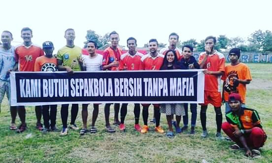 NandarDidik5's tweet photo. Kami butuh sepak bola bersih tanpa mafia.
@satgaspolri @satgaspolri_antimafiabola @pssi__fai
#thelassak1985π²π¨
#supporterpersekabpasπ²π¨
#persekabpas #persekabpasbangkit #persekabpaspasuruan #legendpersekabpas2017 #legendpersekabpas2018 #laskarsakeramania #sakeramania #sakeranita https://t.co/LxQfQI3VpJ