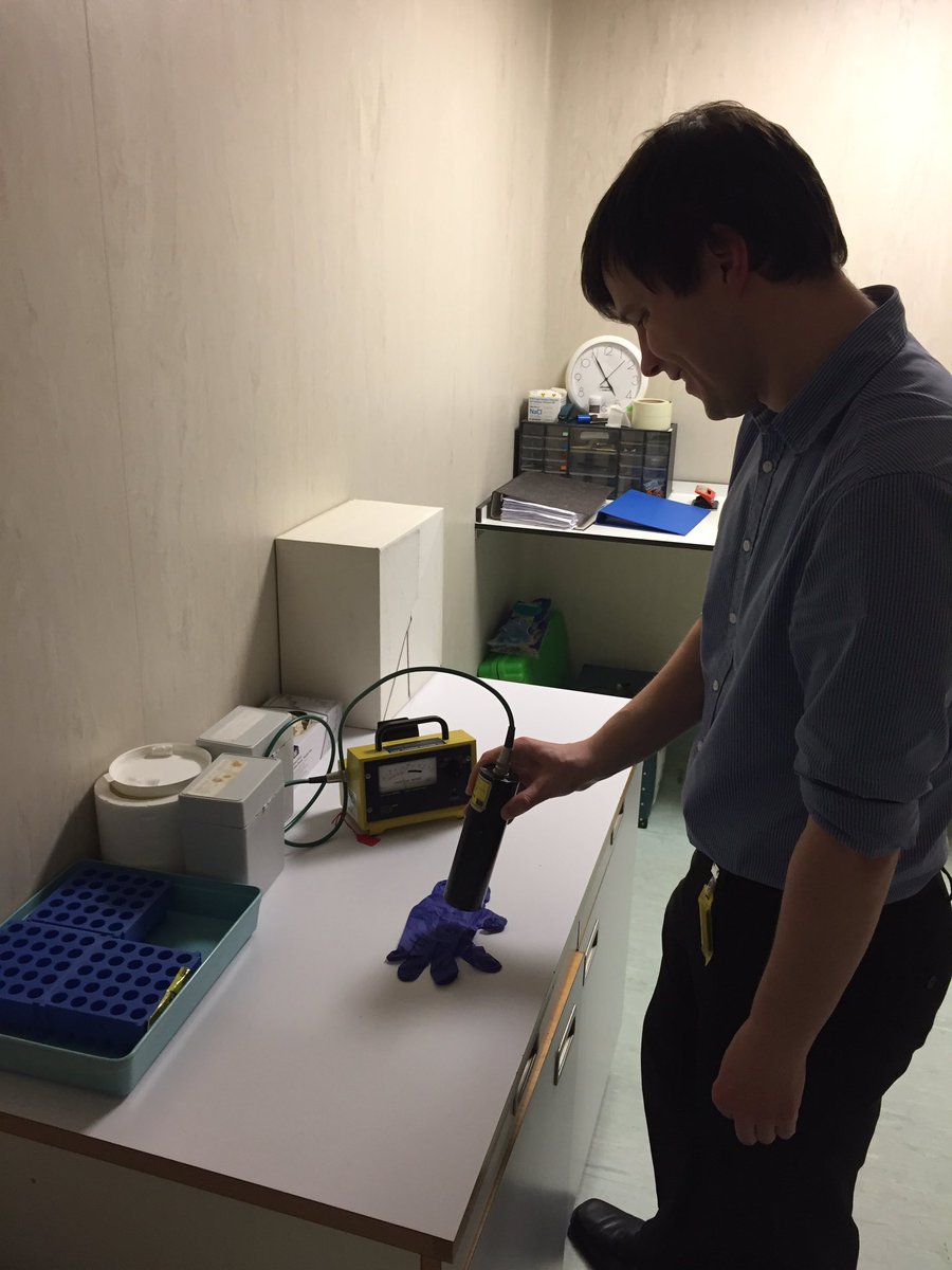 TonyDix14's tweet photo. #HCSWeek2019 @WeHCScientists @gloshospitals in our Nuclear Medicine department we demonstrated the set-up of a QC phantom and the use of the training contamination probe. Thanks to @ipemnews for use of the Outreach materials. @NHSEnglandSW @NHSEngland @NSHCS https://t.co/Bu6KNefmK8
