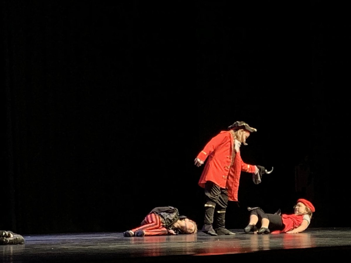 tabitha0777's tweet image. Who will save Wendy and the Lost Boys from Captain Hook??! #PeterPanJr #HereWeGrowAtALB @jillian829 @MariettaCitySch @ALBurrussEle @carwal @grantrivera
