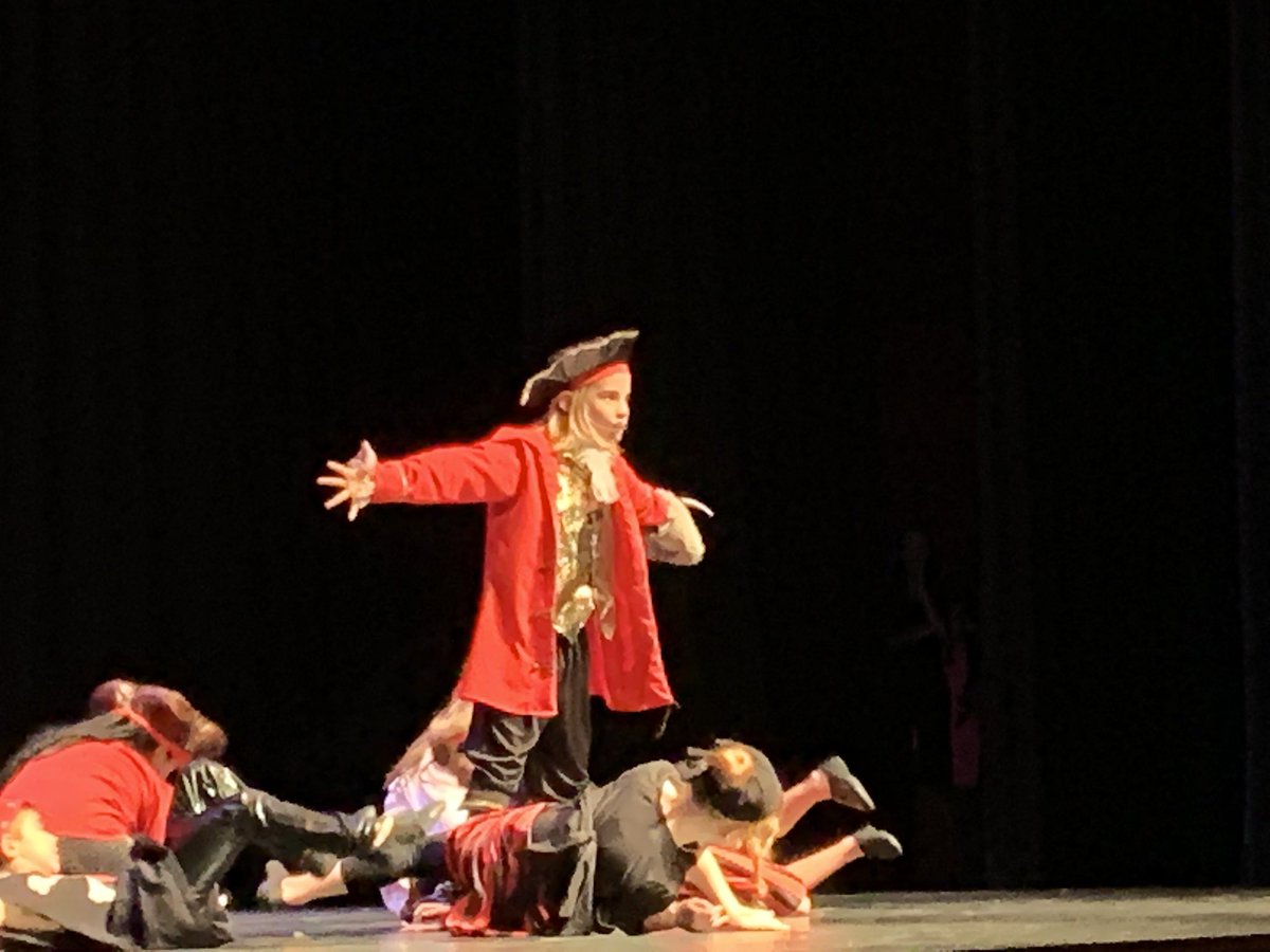 tabitha0777's tweet image. Who will save Wendy and the Lost Boys from Captain Hook??! #PeterPanJr #HereWeGrowAtALB @jillian829 @MariettaCitySch @ALBurrussEle @carwal @grantrivera