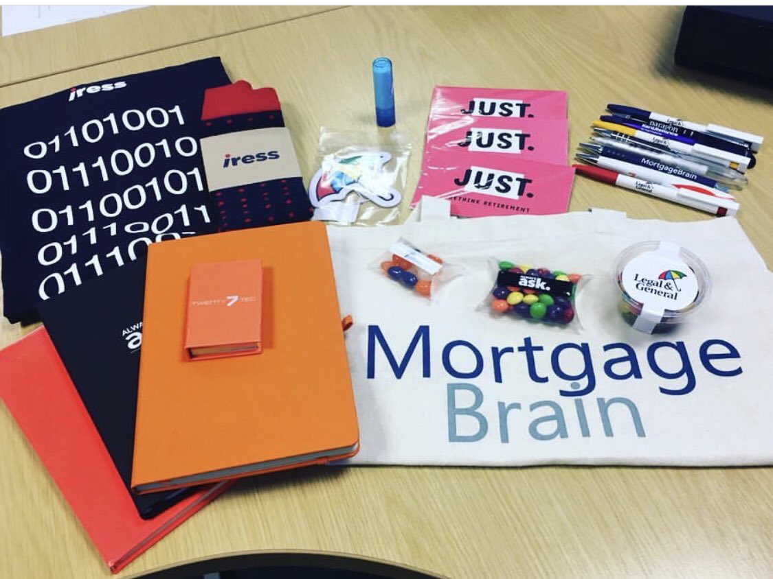 JML_Financial's tweet image. We had a great day yesterday at #MEL2019. Thank you @pmsMortgageClub  and @Goppsta for the invite and thank you to @twenty7tec @Paymentshield @_thisisparagon @Just_Adviser @CoventryBS 
@avivauk @landg_group and @iressUK for all our goodies 😍