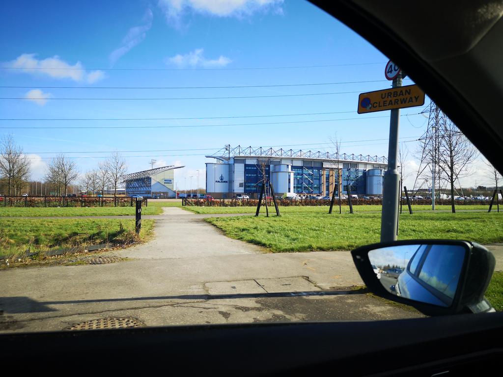 Knight_MG's tweet photo. Another fantastic week in Scotland. Incredibly productive and always great to see so many longstanding customers plus thanks to all the new installers ๐ #Scotland #security #accesscontrol #BiggestRange https://t.co/fb9Hq9ja3m