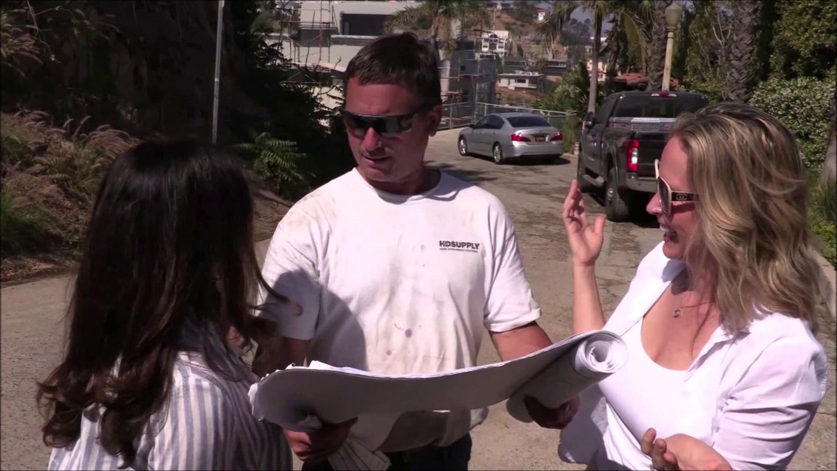 Working with the designers to finalize some plans. #interiordecorators #homedesigners #construction #hollywoodhills #hollywood