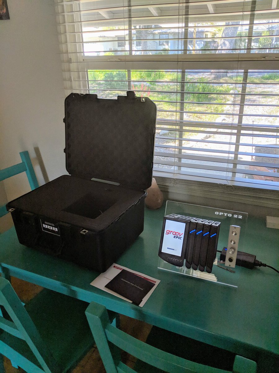 joyja1984's tweet photo. Time to get creative! @opto22 #groovEPIC #ignitionedge #iiot #mqqt @NodeRED https://t.co/lXhu0uaw73