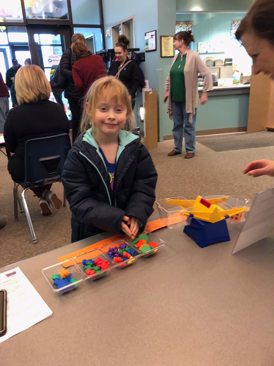 STEAM night is in full swing, 100+ families tinkering and creating together #gbsteam #mopata4kids