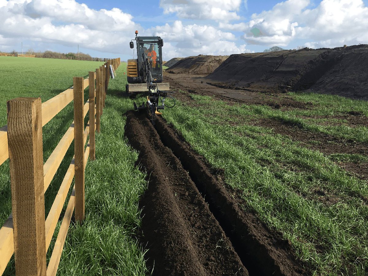 FarolLtd's tweet image. We recently supplied this DIGGA Bigfoot trencher to @LowtherForestry to use while erecting newt fencing around HS2 worksites. As the biggest DIGGA dealer in the UK you can find a full range of augers and trenchers on our eBay store at farol.co.uk/digga #DIGGA