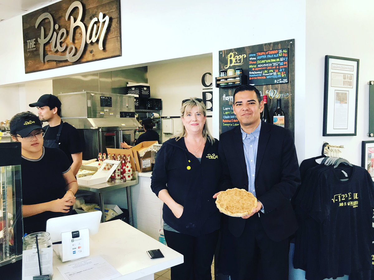 RobertGarcia's tweet photo. Stopped by @thepiebarlb to celebrate #PieDay (3.14) - support your local small businesses! This pie I bought is going to the hardworking team at @LongBeachMayorβs office. https://t.co/su539uSTp9