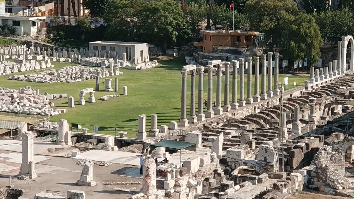 Hecate1378's tweet image. More photos from #symrna #izmir