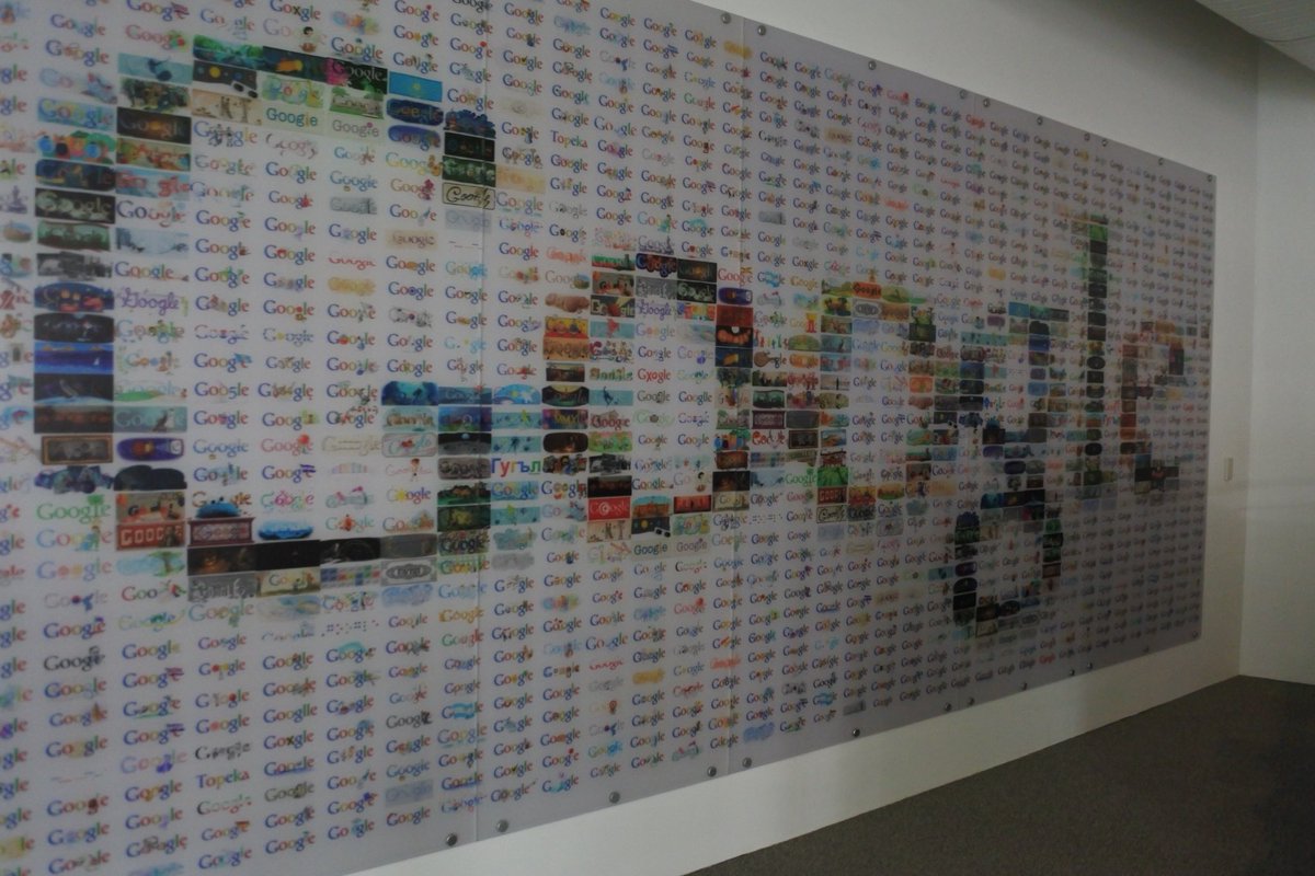 DARamirez77's tweet photo. Found @MeCookieMonster roaming the halls @Google #InteractGoogleDay https://t.co/3eyvL5wpB9