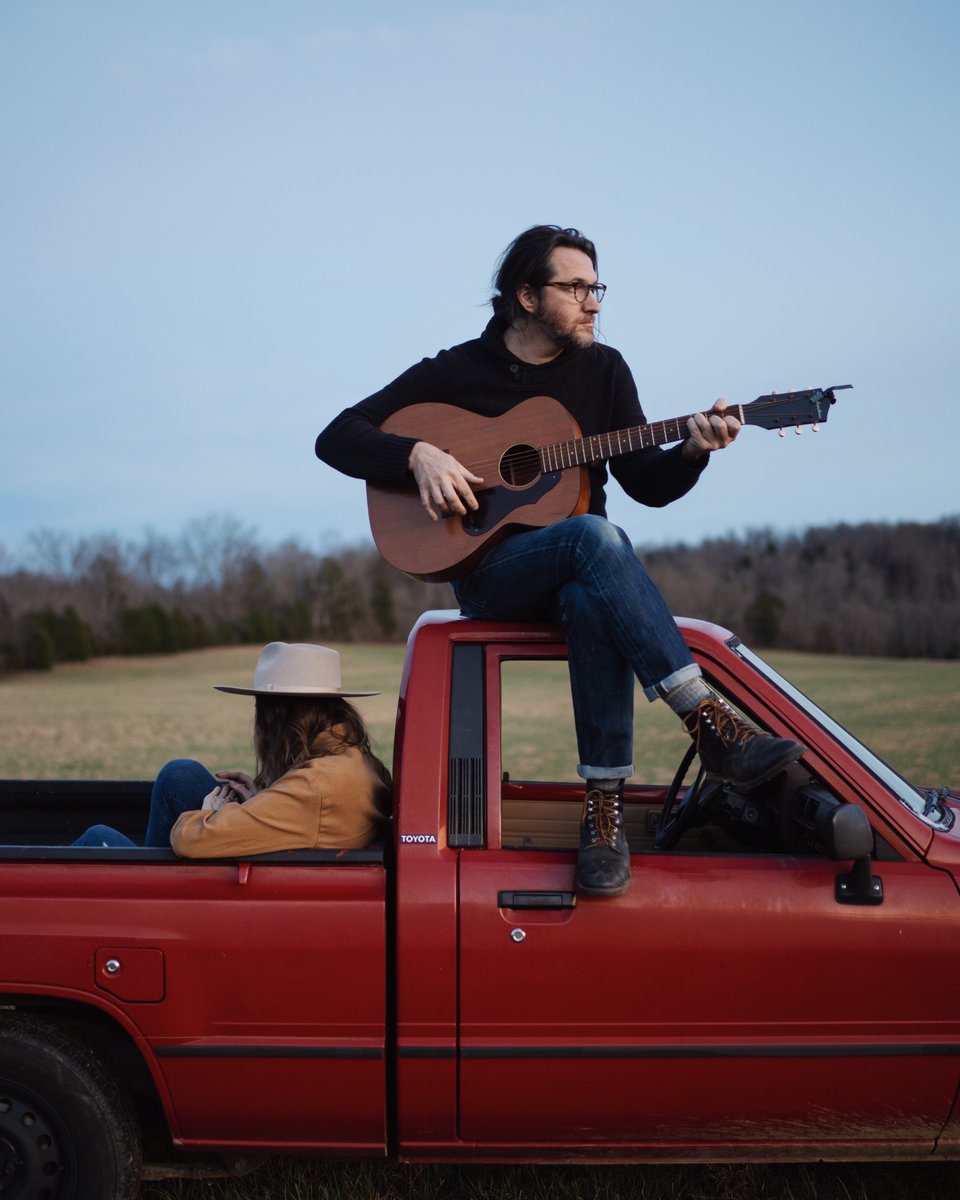 Just a guy pluckin on top of a truck
📷: <a href="/thiswildidea/">Theron Humphrey</a>