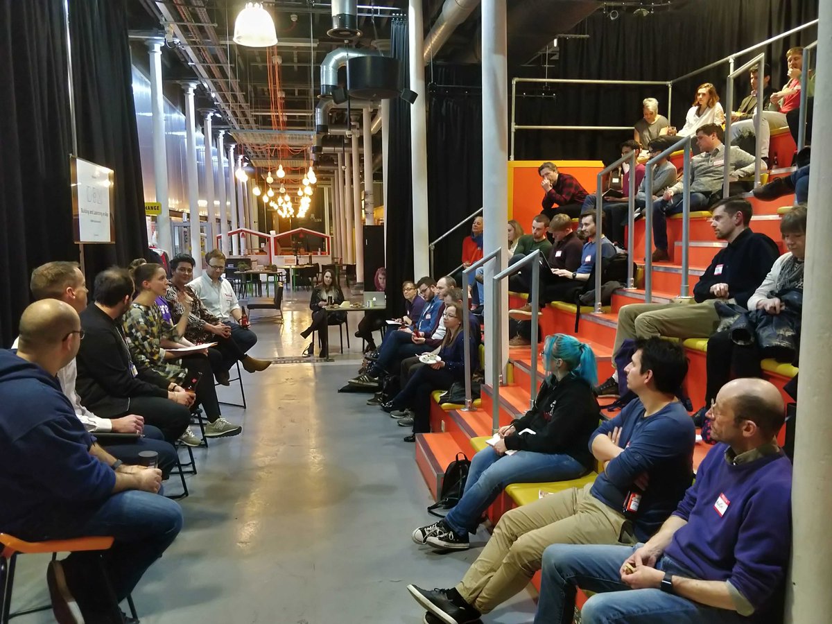 TheCookiesHQ's tweet image. Lots of last-minute signups this time around... thanks for joining us 😁

#DBM #DBM8 #buildandlaunch #meetup #startups #entrepreneurs #appdev