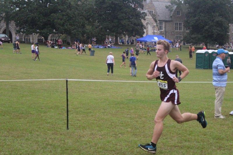 HCTigerToBe's tweet photo. Did you know we have men's and women's cross country?! 🏃🏼‍♂️🏃‍♀️

RT to spread the news and share some love to HCXC! 🐾🐯 https://t.co/XQRWmYXlzy