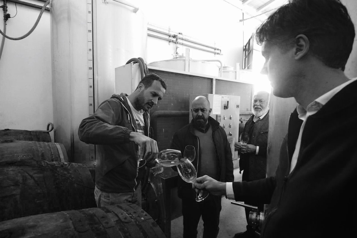 Muchas gracias por abrirnos vuestra casa. Seguimos aprendiendo!
<a href="/BodegasSauci/">Bodegas Sauci</a> <a href="/bocontrerasruiz/">Contreras Ruiz</a>