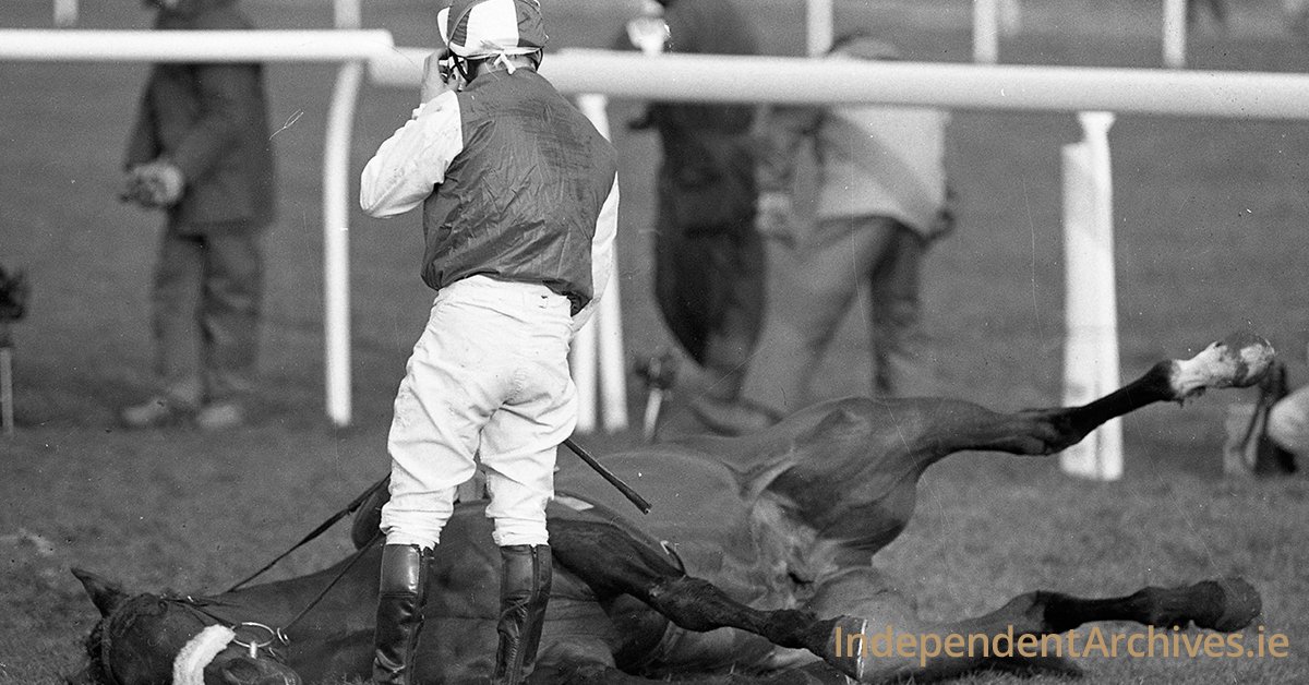 IndoArchives's tweet photo. #Cheltenham Festival, day two, March 1996 @CheltenhamRaces https://t.co/QiyG7gEALD