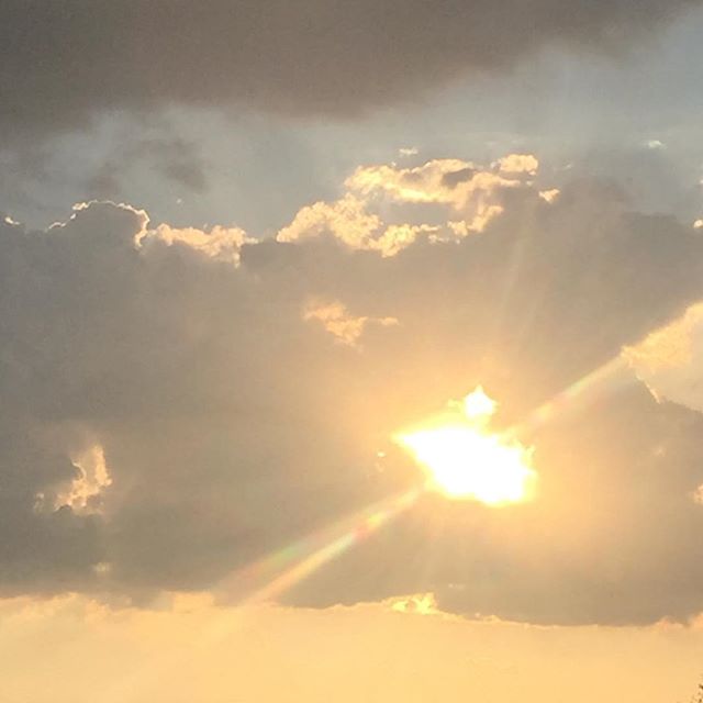 woncomms's tweet photo. Reposting @cloudy_moments: - via @Crowdfire
#cloudymoments #cloudporn #wanderlust #travel #happy #happysmiles #single #instahappy #instatravel #instasmiles #like4like #like #follow #instagood #international #life #mylife #whotofollow #clouds #goodtimes #icloud #instacloud https://t.co/bBQTKplbP1