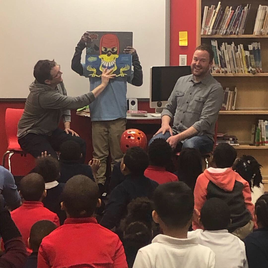 Storytime with <a href="/LemkeandLentz/">Lemke and Lentz</a> at Maxfield Elementary in Saint Paul,MN! Wearable books = lots of laughs + mashups! 😄
#kidlit #readingisforeveryone #tlchat