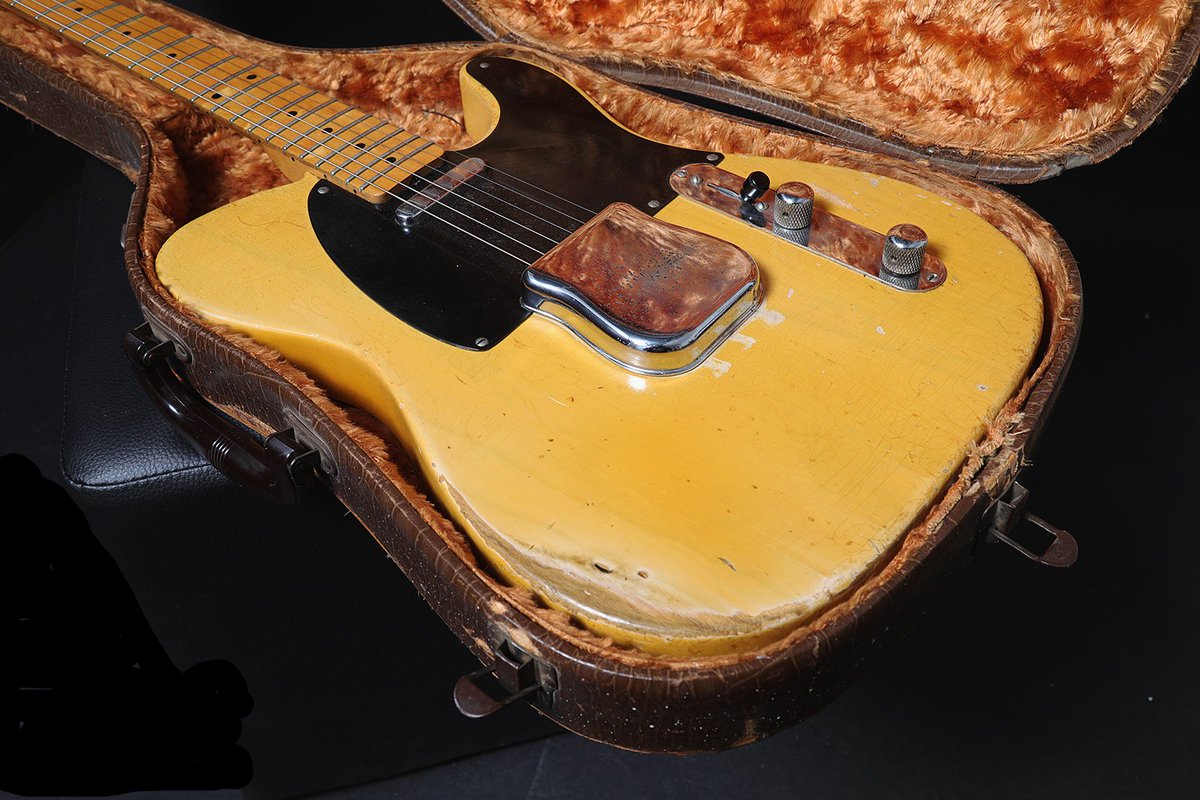 muerdekeroyo's tweet photo. 1951 @Fender #Telecaster #guitar https://t.co/oqvLYeBp44