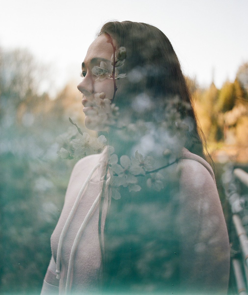 jackistonemusic's tweet photo. Hi friends! My latest album “Like Hell It’s Yours” can indeed be yours! If you don’t have it already, you can take a listen everywhere you find music: https://t.co/wLjaAIxwAL
Thank y’all so much for all of your support!

📸 @emilysevin https://t.co/Rk9li2X0KH