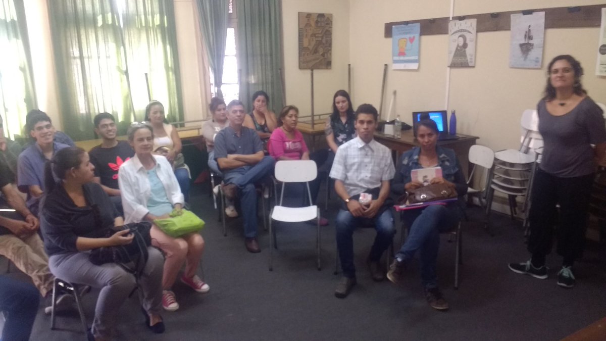 plealdiaz's tweet image. @AmigraChile @MigrantesChile @MAM_Chile @VnezuelaEnChile Hoy en #Fasic charla sobre derechos laborales y charla de apresto laboral. Martes 19 de marzo, a las 11 Am Charla sobre procedimientos de visas y acceso a servicios públicos en #Fasic Manuel Rodríguez 33 Santiago