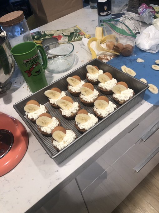 2 pic. First batch of Pi Day mini pies are done! Banana cream pie with a Nilla wafer crust! https://t