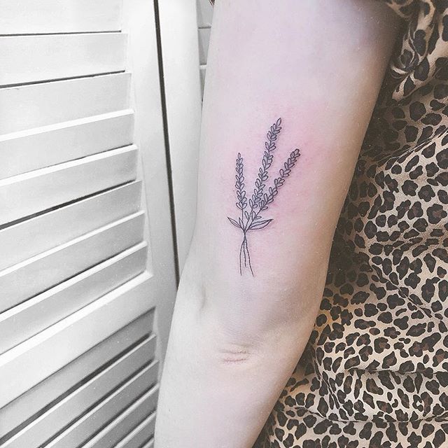 20 Elegant Ideas for Your Unique Lavender Tattoo