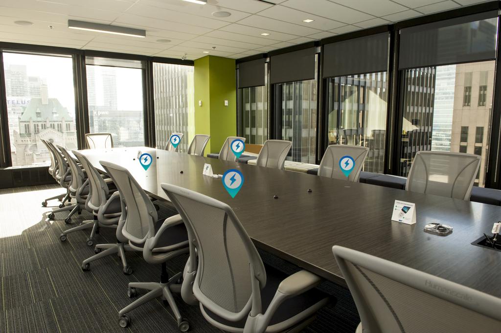 charge_spot's tweet photo. ChargeSpot is the perfect addition to any conference room or workstation. It keeps your employees and guests powered, phones charged while in meetings. ⚡️ #gochargespot #qiwirelesscharging https://t.co/4Ils99dgaa