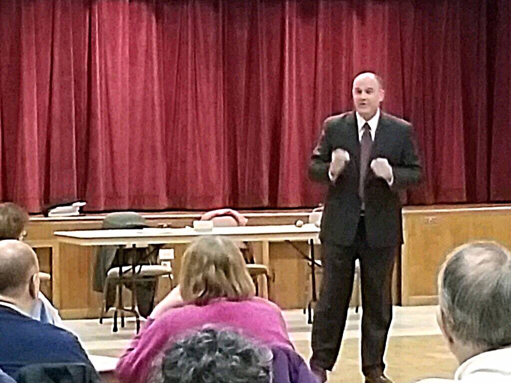 On Tuesday , March 12, 2019, OCPO Detective James Conroy spoke to residents of Cedar Glen Lakes in Manchester Twp. about telephone and internet scams.  If you would like us to come and speak to your group or organization, please call Bryan Huntenburg at 732-929-2027  ext. 2911.